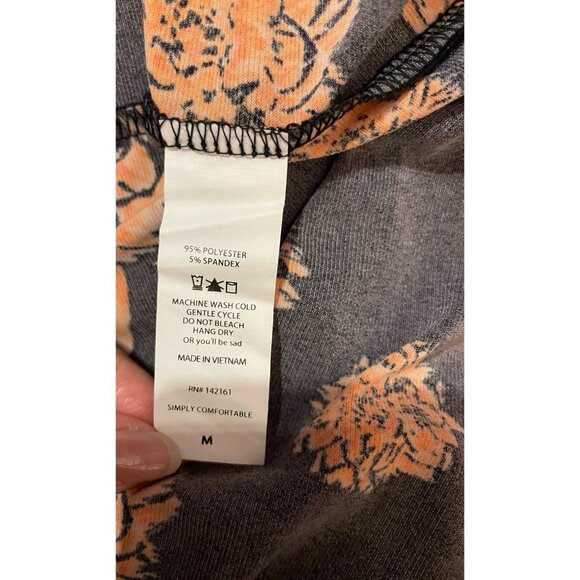LuLaRoe Irma Tunic Top‎ - Picture 6 of 6